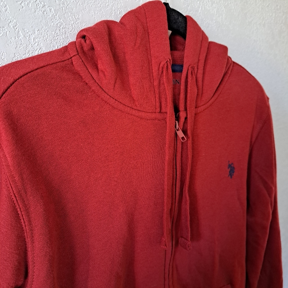 U.S. Polo Assn. Burgundy Zip-Up sweatshirt - Picture 4 of 6